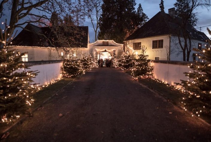 Adventmarkt Schloss Lackenbach