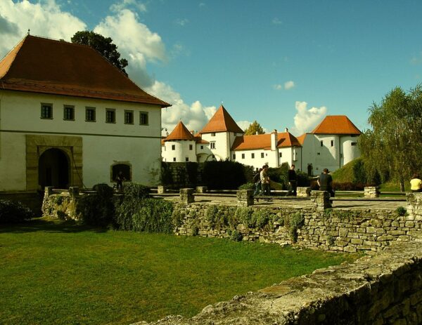 Beitragsfoto: © Zoran Kurelić Rabko, via Wikimedia Commons, lizenziert unter CC BY-SA 3.0